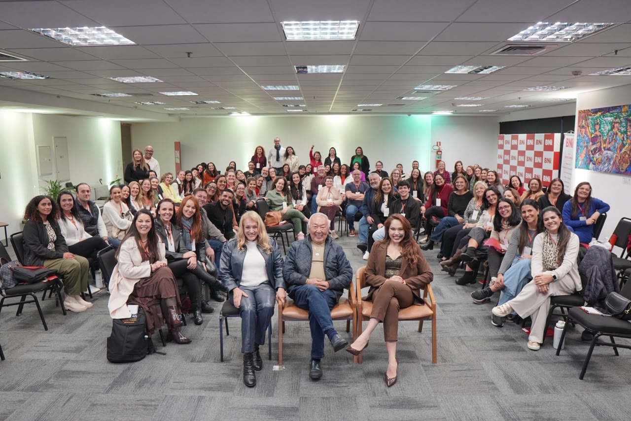 Turma completa reunida ao final de um Day Training do IFT